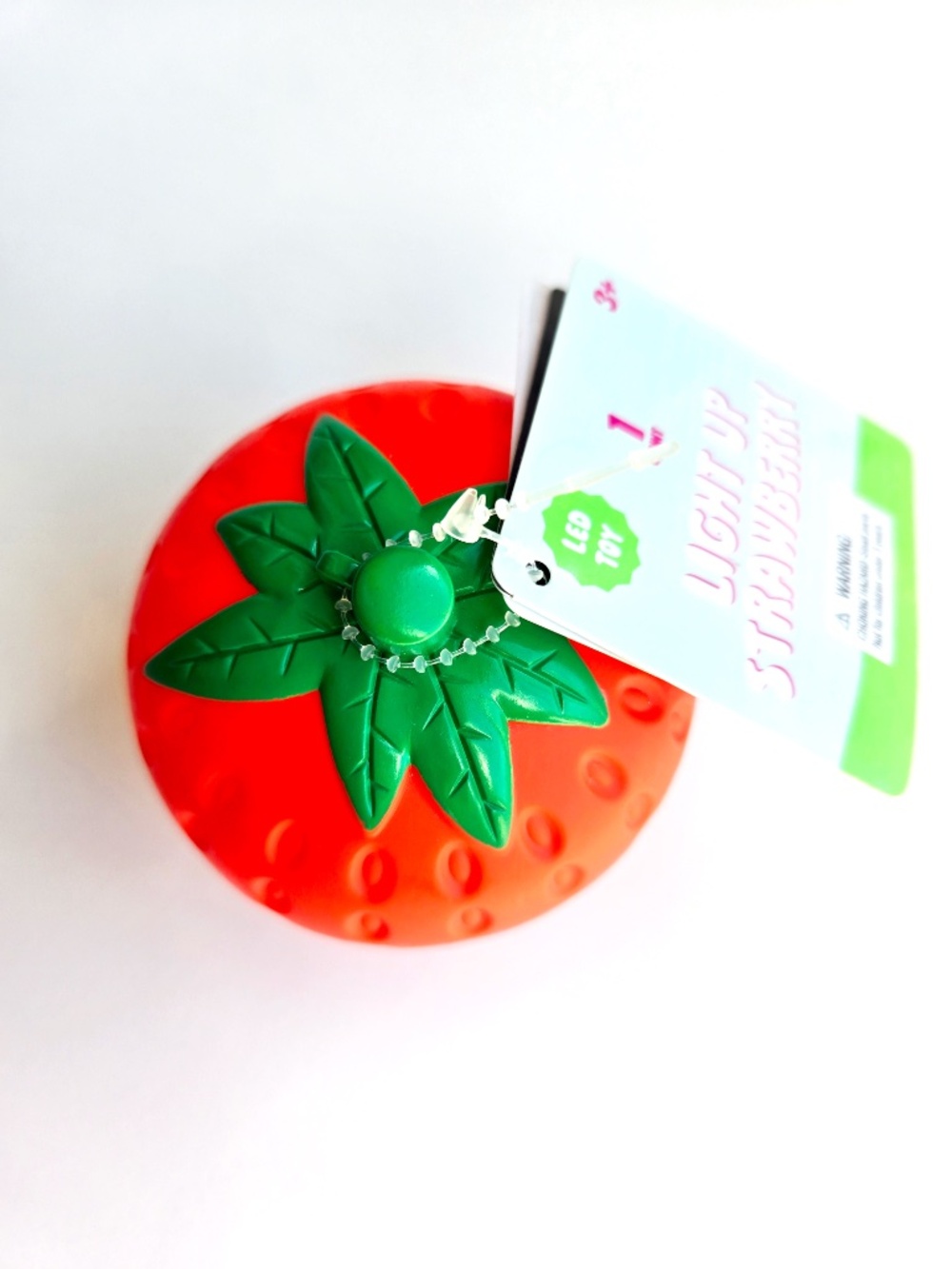 🌺 NWT Target Bullseye’s Playground Strawberry LED Night Light - Picture 4 of 5